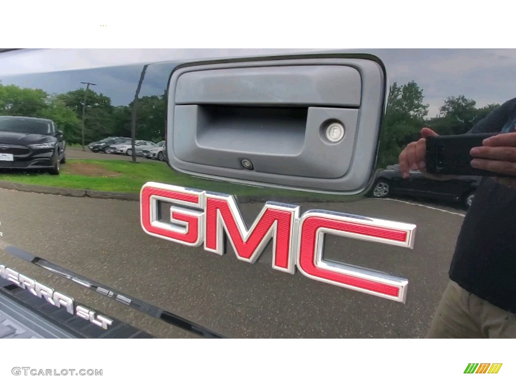 2015 GMC Sierra 2500HD SLT Crew Cab 4x4 Marks and Logos Photo #142679485