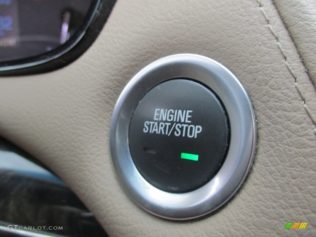 2016 Cadillac CTS 2.0T Performance AWD Sedan Controls Photos