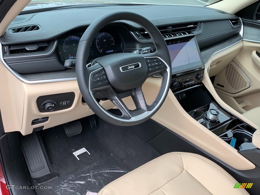 2021 Jeep Grand Cherokee L Limited 4x4 Front Seat Photo #142684534