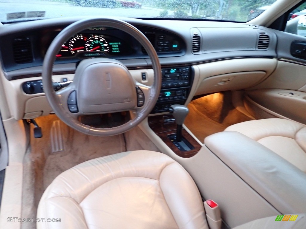 Light Parchment Interior 1997 Lincoln Continental Standard Continental Model Photo #142684867