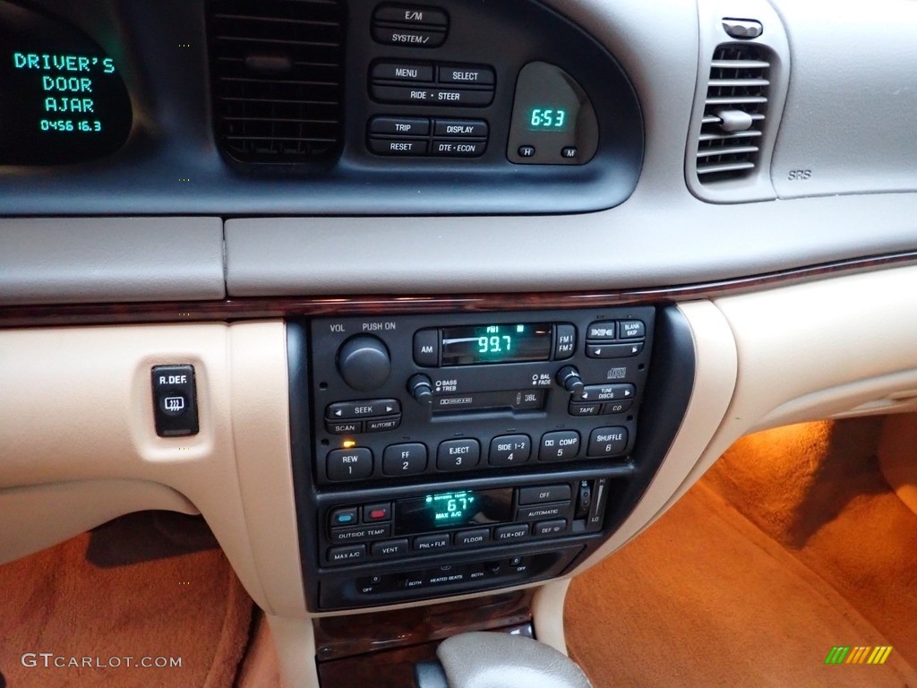 1997 Lincoln Continental Standard Continental Model Controls Photos