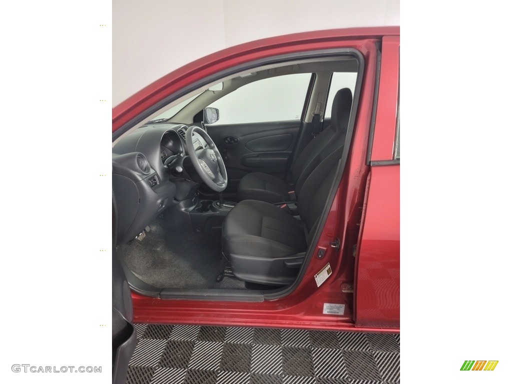 2017 Versa S - Cayenne Red / Charcoal photo #14