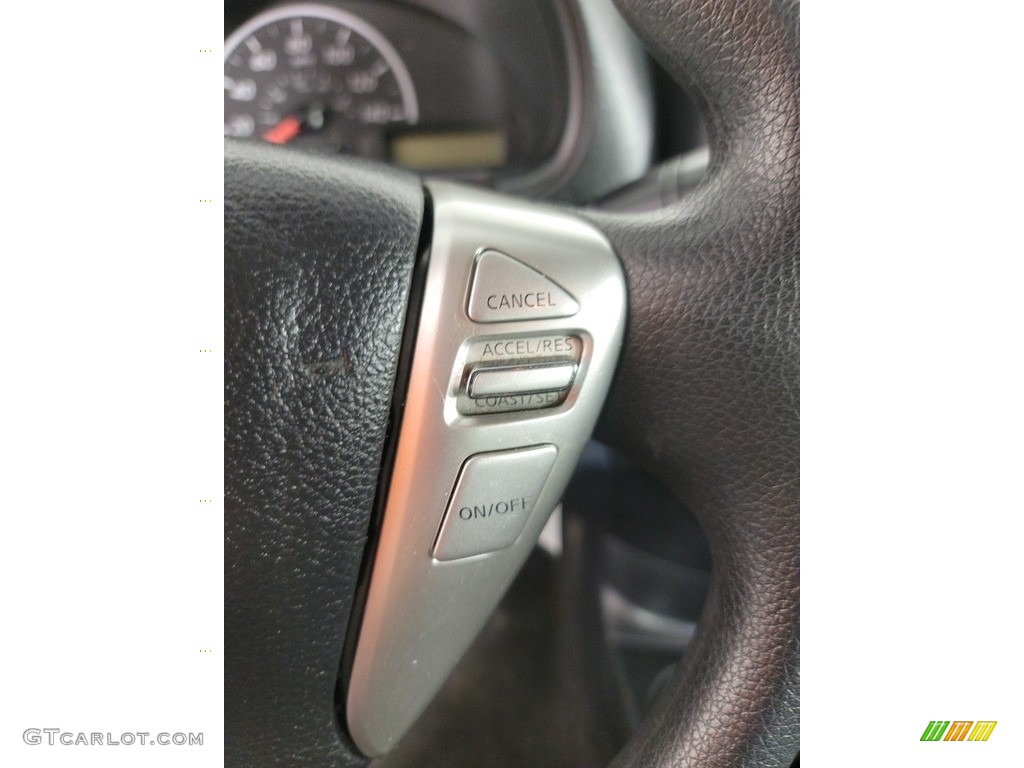 2017 Versa S - Cayenne Red / Charcoal photo #17