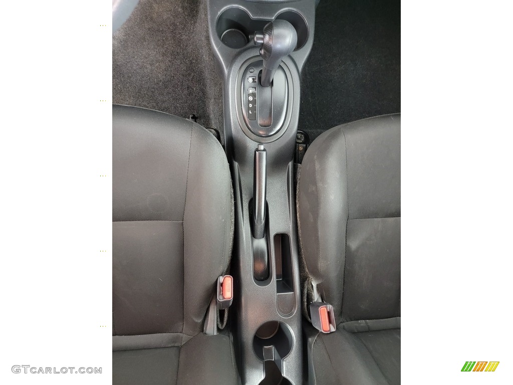 2017 Versa S - Cayenne Red / Charcoal photo #20