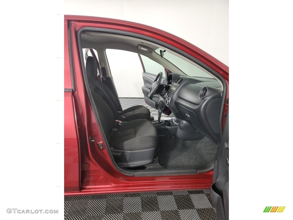 2017 Versa S - Cayenne Red / Charcoal photo #25