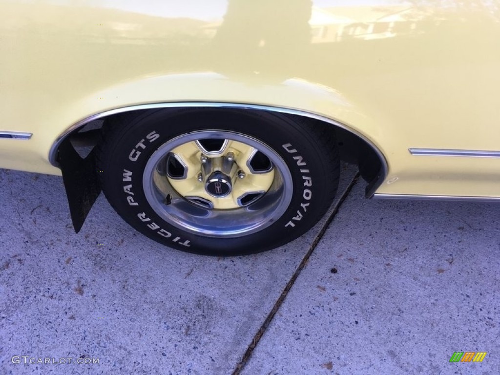 1972 Oldsmobile Cutlass Supreme Hardtop Coupe Wheel Photo #142686673