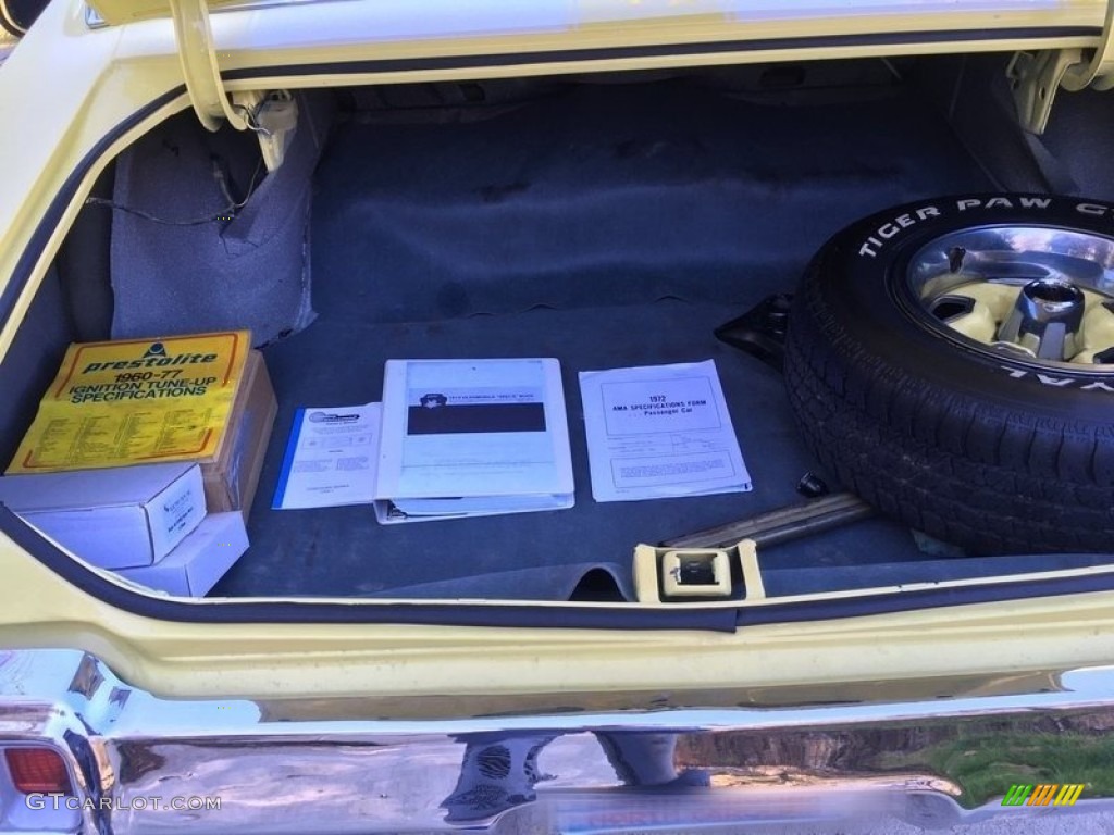 1972 Oldsmobile Cutlass Supreme Hardtop Coupe Trunk Photo #142686787