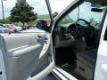Stone White - Caravan SXT Photo No. 13