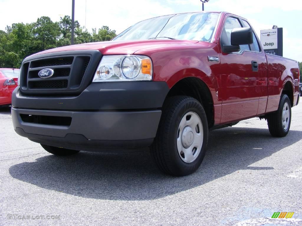 2007 F150 XL Regular Cab - Redfire Metallic / Medium Flint photo #4