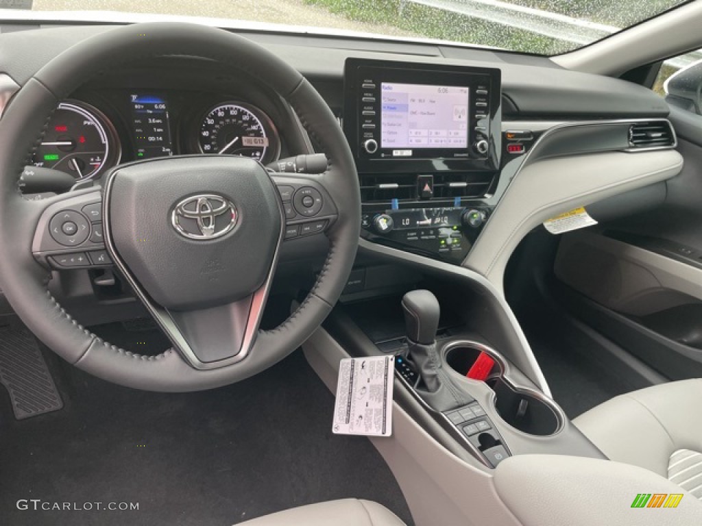 2021 Toyota Camry SE Hybrid Ash Dashboard Photo #142689797