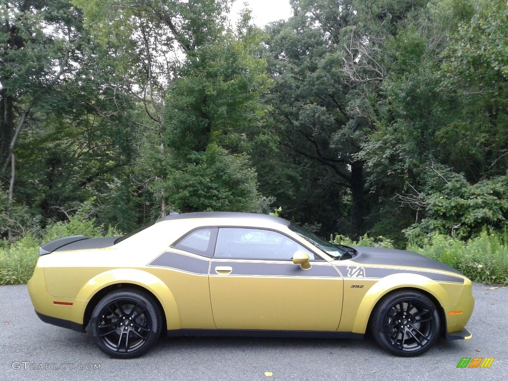 Gold Rush 2021 Dodge Challenger R/T Scat Pack Widebody Exterior Photo #142689863