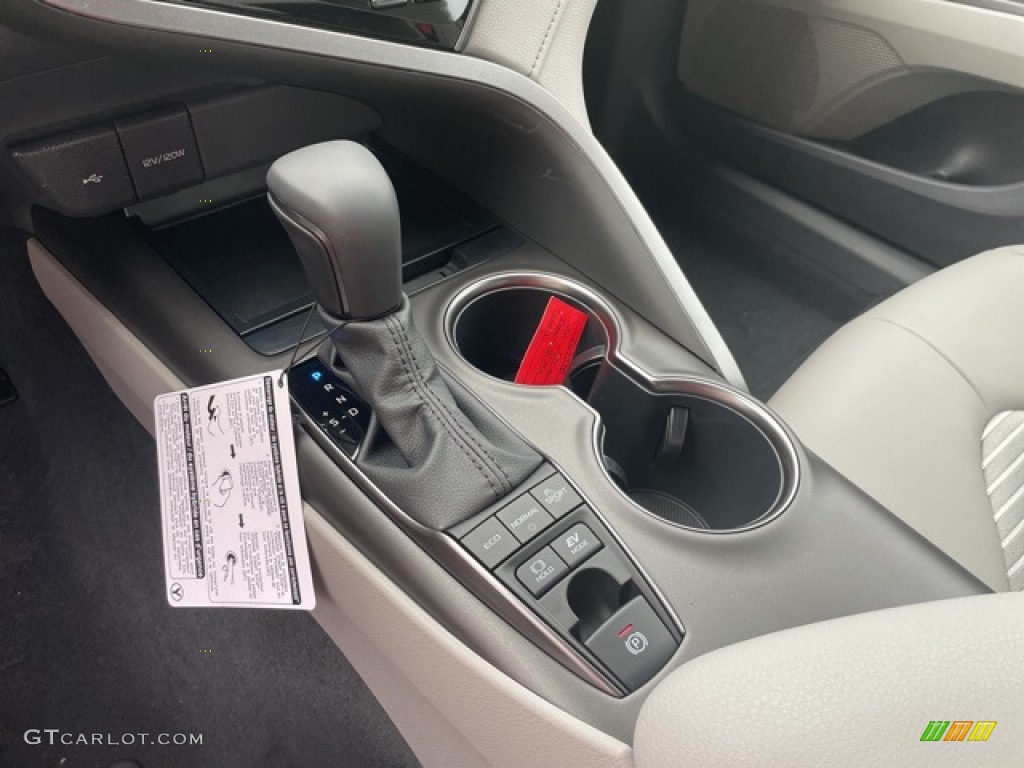 2021 Toyota Camry SE Hybrid Transmission Photos