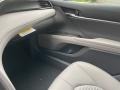 Super White - Camry SE Hybrid Photo No. 16