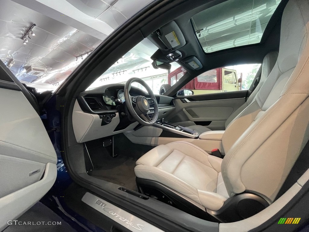 2020 Porsche 911 Carrera S Front Seat Photo #142690721