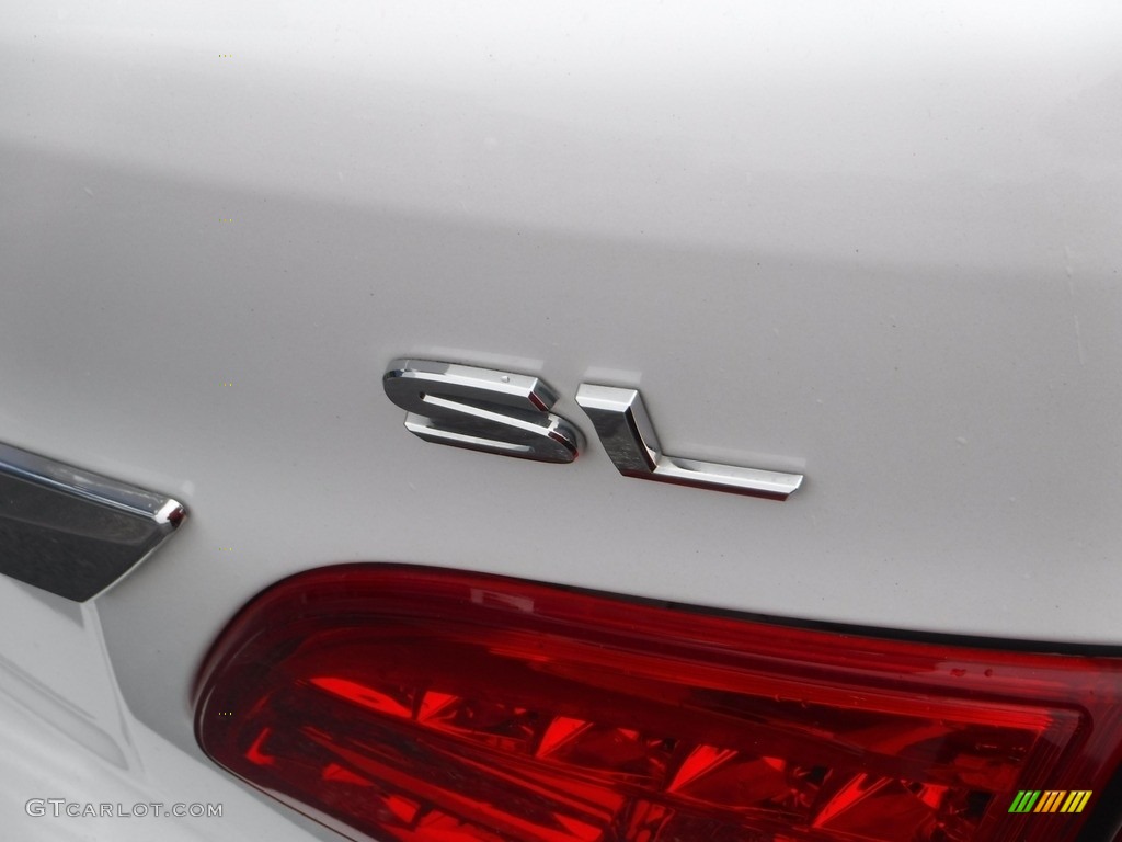 2013 Sentra SL - Aspen White / Charcoal photo #10
