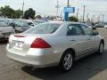 2006 Alabaster Silver Metallic Honda Accord SE Sedan  photo #4