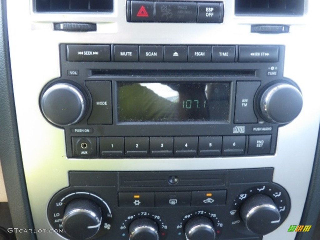 2006 300 C HEMI - Magnesium Pearlcoat / Dark Slate Gray/Light Graystone photo #12