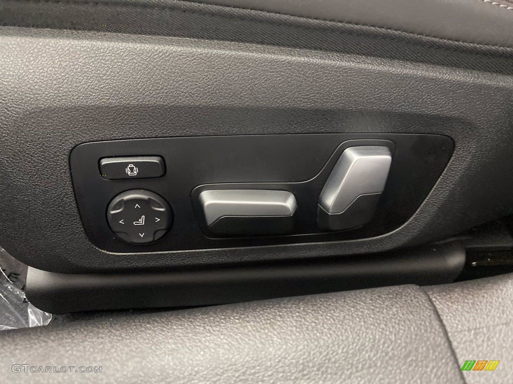2022 BMW 8 Series M850i xDrive Gran Coupe Controls Photo #142699261