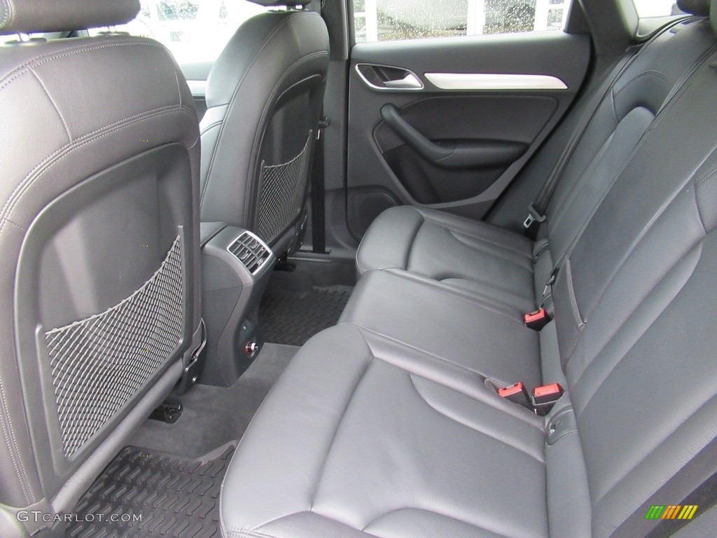 2018 Audi Q3 2.0 TFSI Premium Plus quattro Rear Seat Photo #142699669
