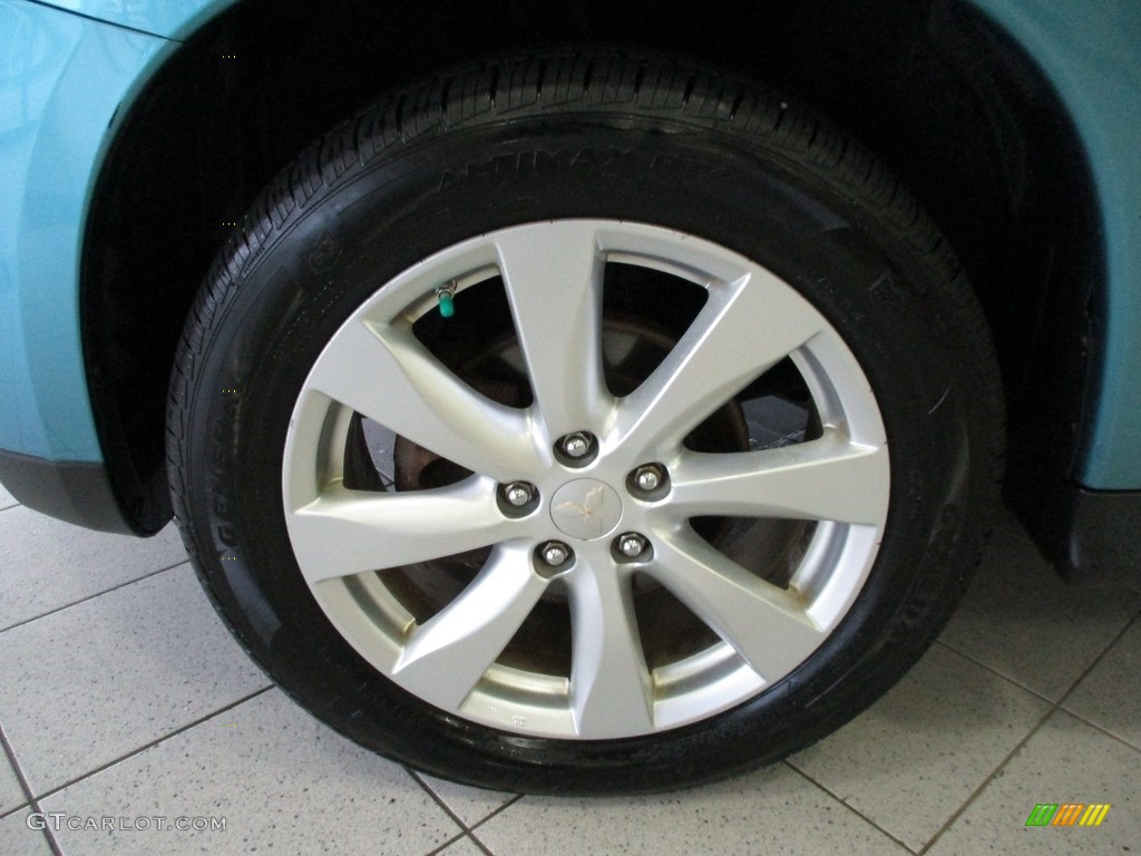 2014 Mitsubishi Outlander Sport SE AWD Wheel Photos
