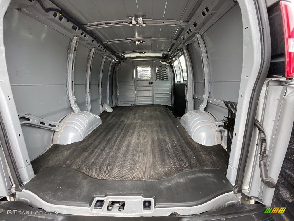 2015 Chevrolet Express 3500 Cargo WT Trunk Photo #142706342