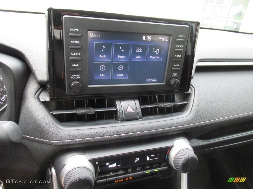 2019 RAV4 LE - Silver Sky Metallic / Black photo #17