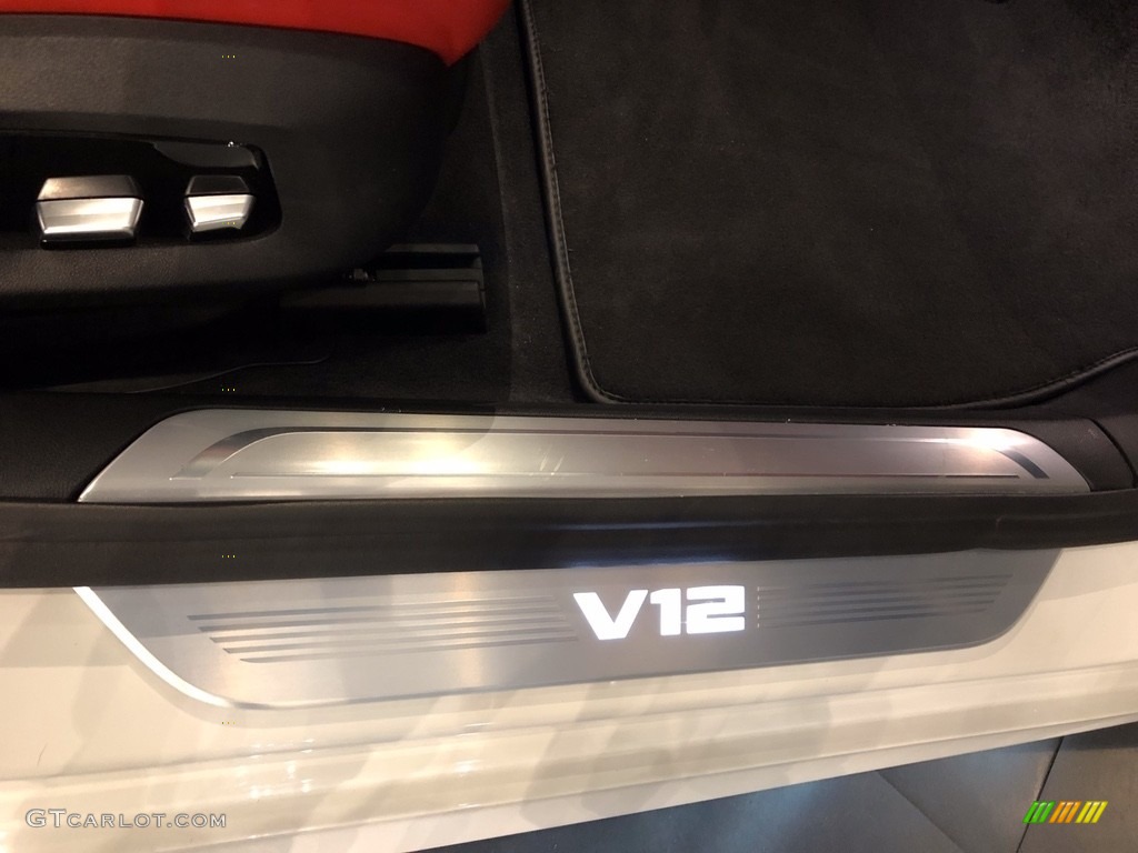 2018 7 Series M760i xDrive Sedan - Mineral White Metallic / Fiona Red/Black photo #7