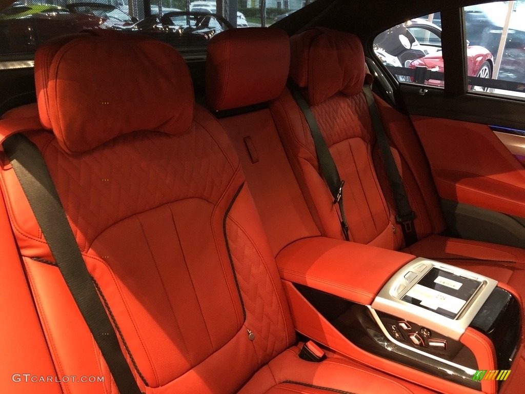 2018 7 Series M760i xDrive Sedan - Mineral White Metallic / Fiona Red/Black photo #15
