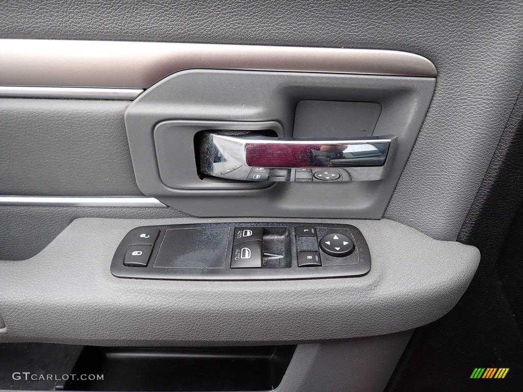 2016 Ram 2500 SLT Regular Cab 4x4 Door Panel Photos