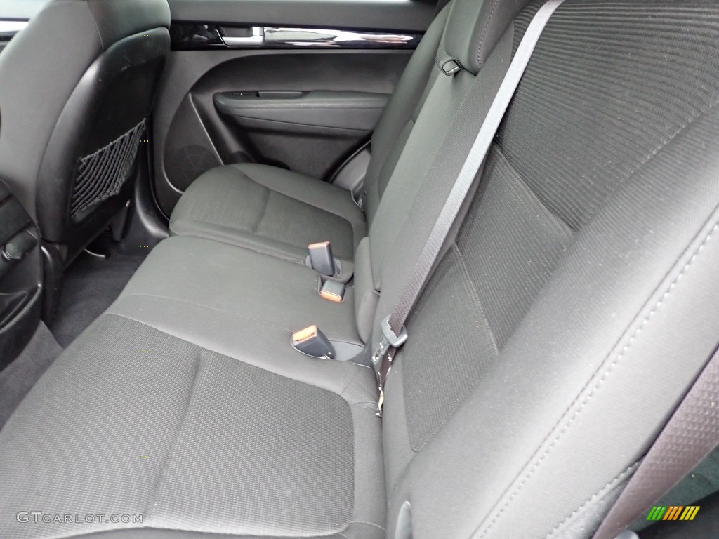 2015 Kia Sorento LX V6 AWD Rear Seat Photos