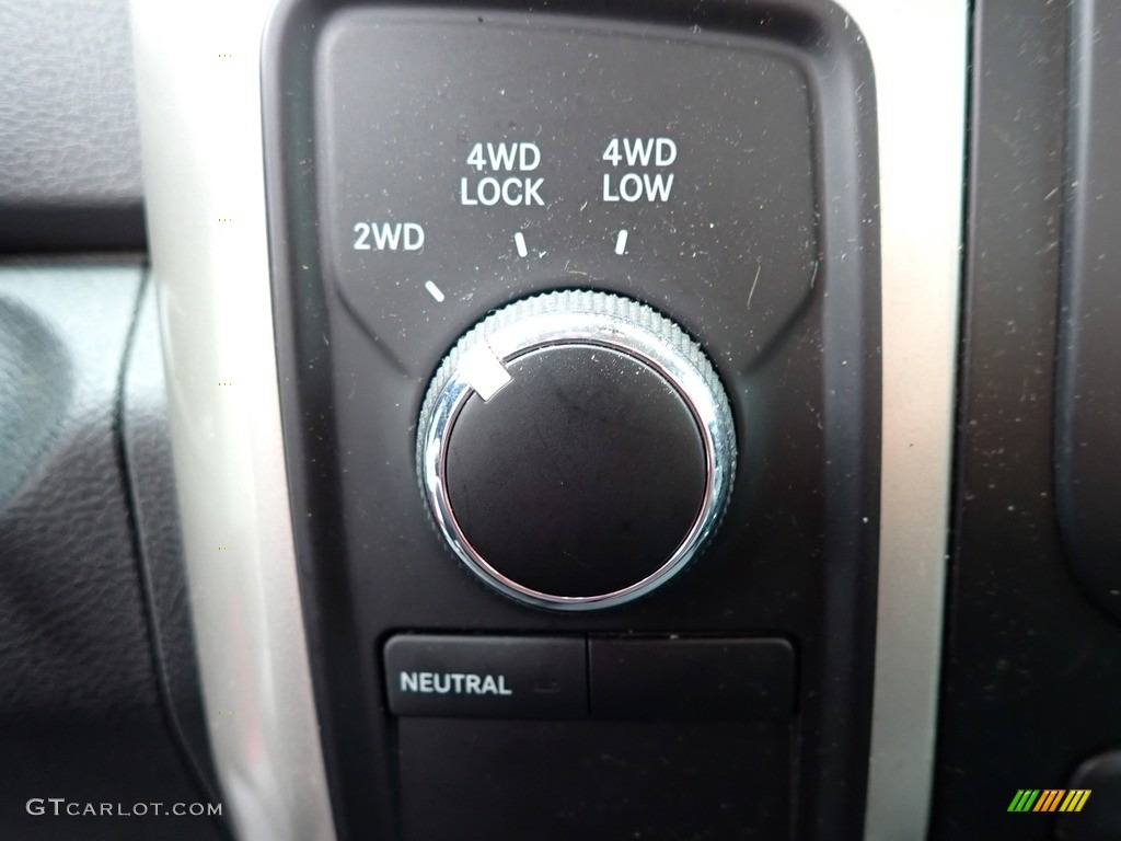 2016 Ram 2500 SLT Regular Cab 4x4 Controls Photo #142709702