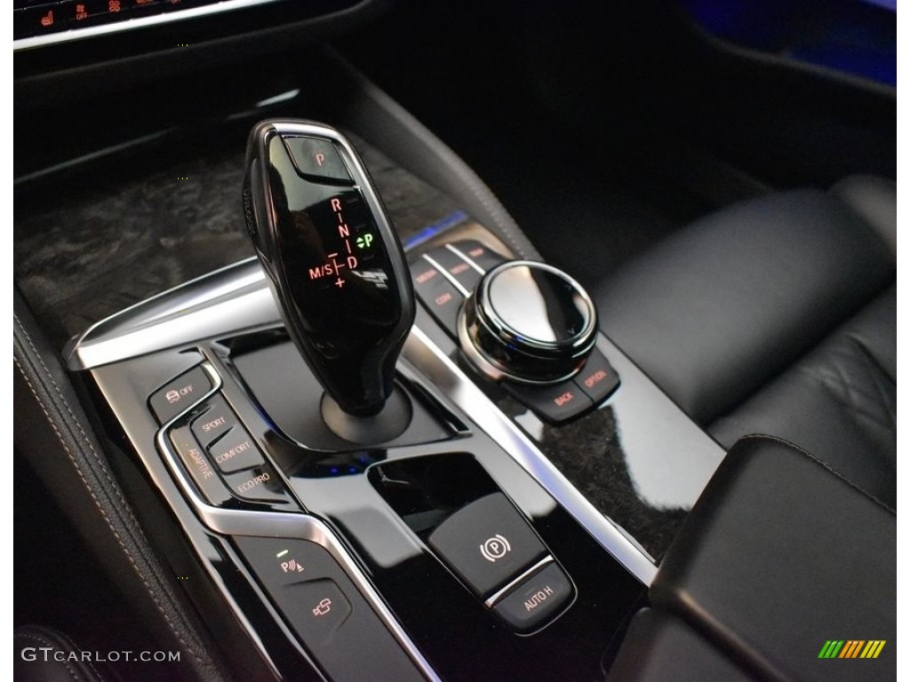 2018 BMW 5 Series M550i xDrive Sedan Transmission Photos