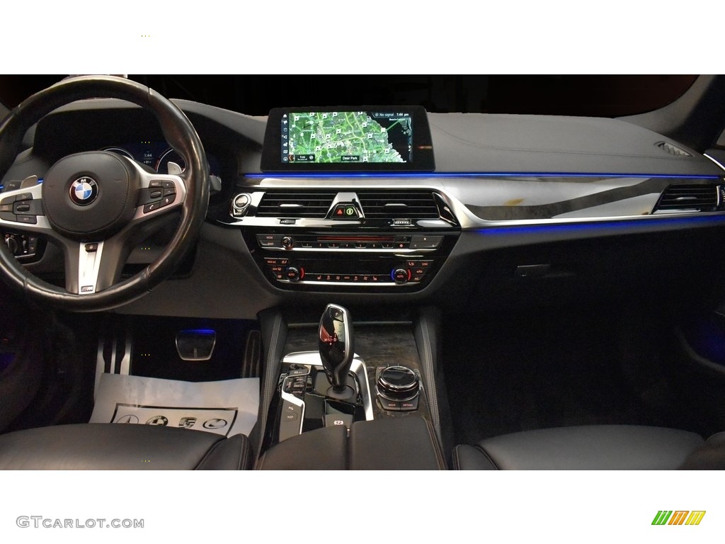 2018 BMW 5 Series M550i xDrive Sedan Dashboard Photos