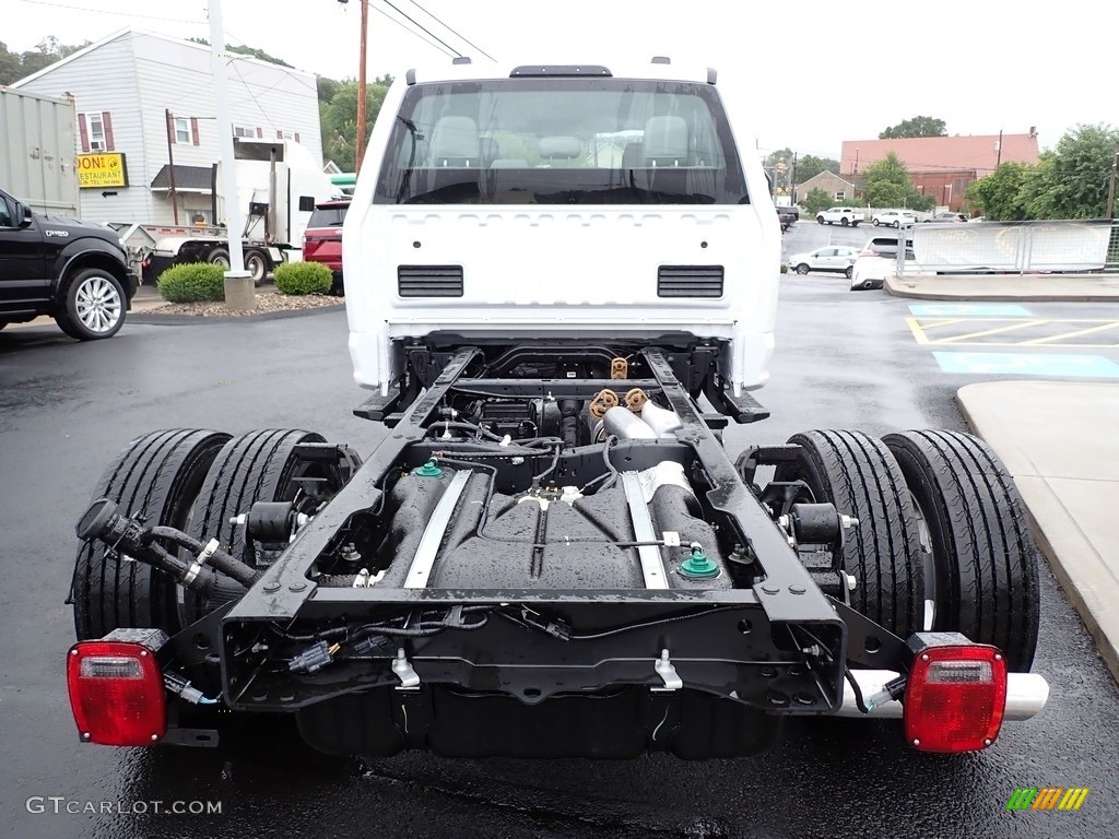 2022 Ford F550 Super Duty XL Regular Cab 4x4 Chassis Undercarriage Photo #142710857