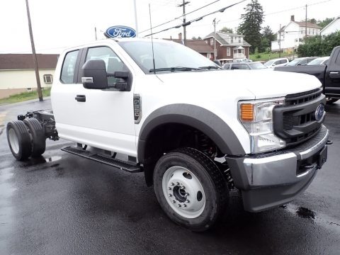 2022 Ford F550 Super Duty XL Regular Cab 4x4 Chassis Data, Info and Specs