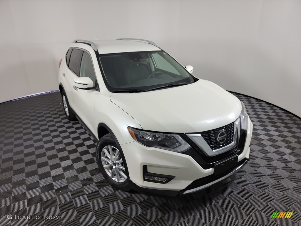 2019 Rogue SV AWD - Glacier White / Charcoal photo #3