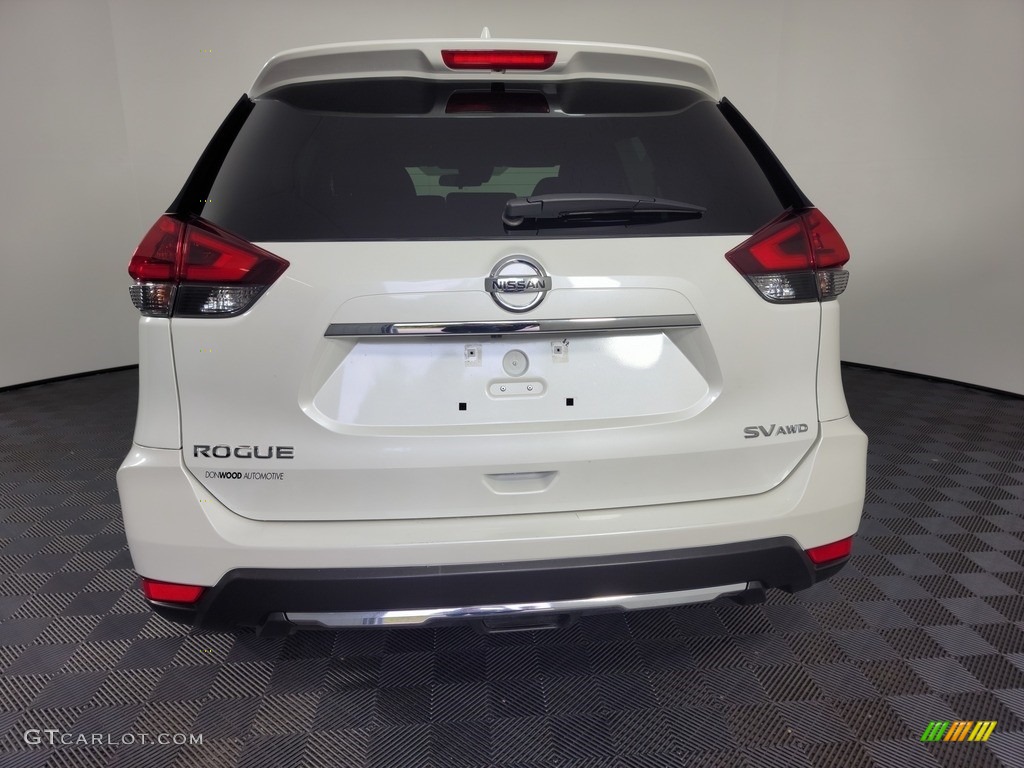 2019 Rogue SV AWD - Glacier White / Charcoal photo #8