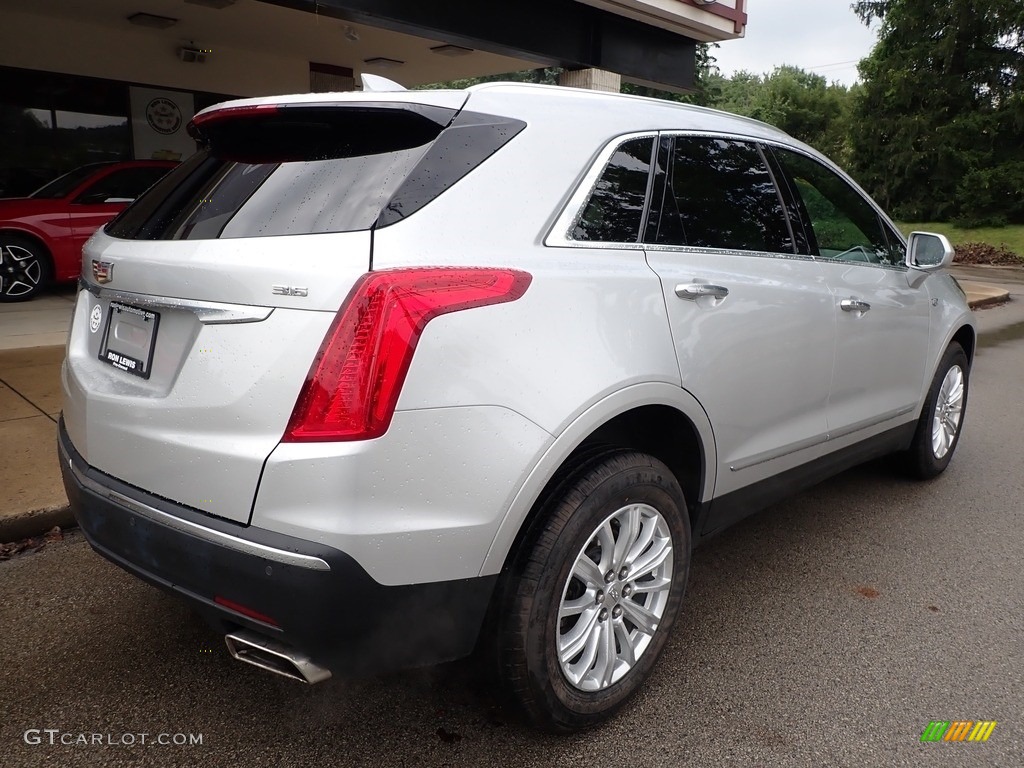 2019 XT5  - Radiant Silver Metallic / Sahara Beige photo #2
