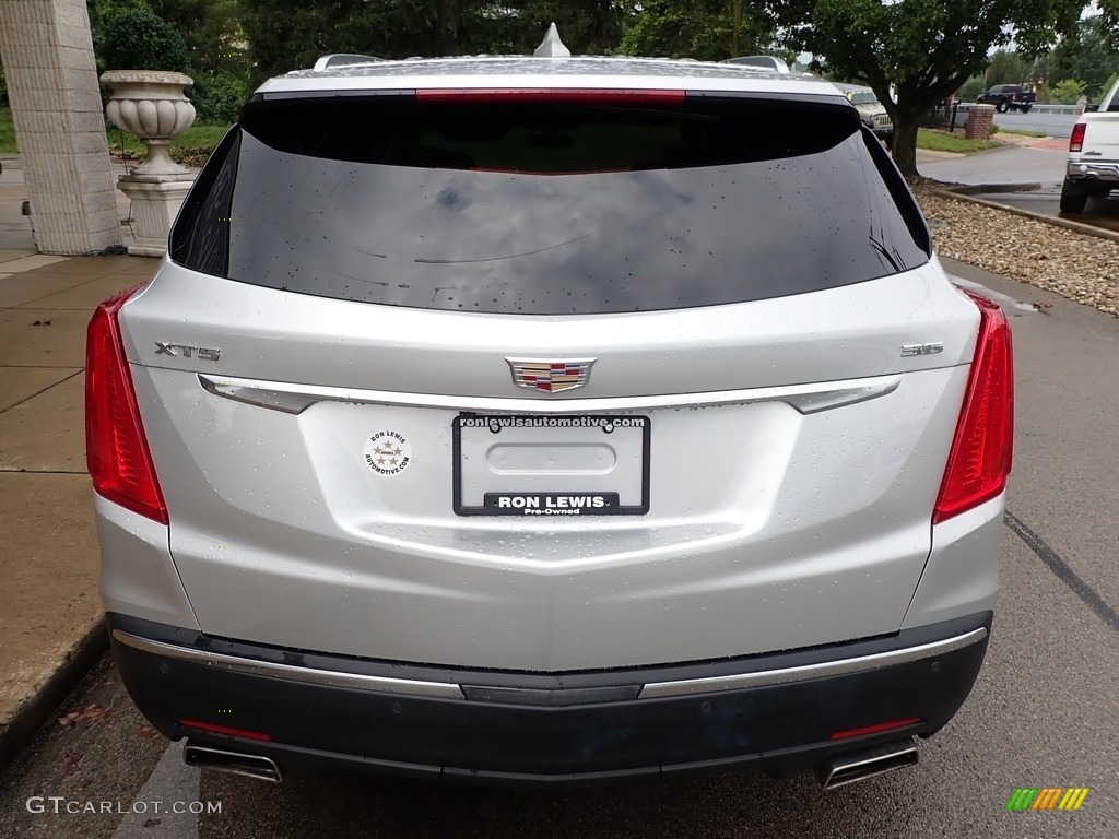 2019 XT5  - Radiant Silver Metallic / Sahara Beige photo #3