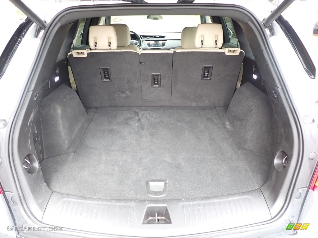 2019 XT5  - Radiant Silver Metallic / Sahara Beige photo #4