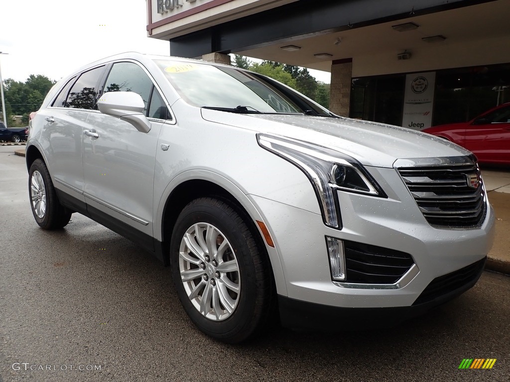 Radiant Silver Metallic 2019 Cadillac XT5 Standard XT5 Model Exterior Photo #142713083