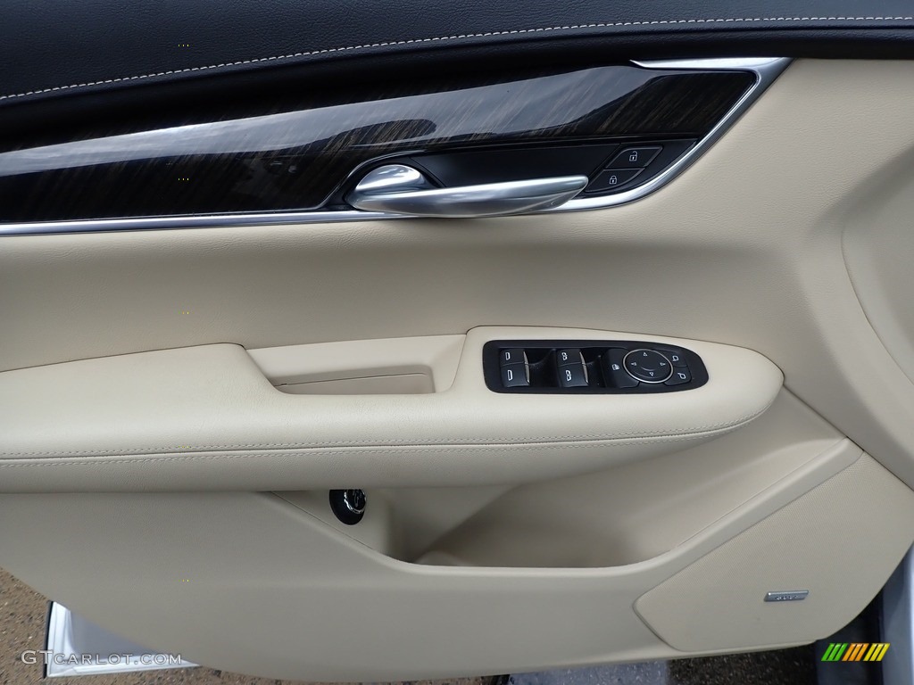 2019 Cadillac XT5 Standard XT5 Model Sahara Beige Door Panel Photo #142713218