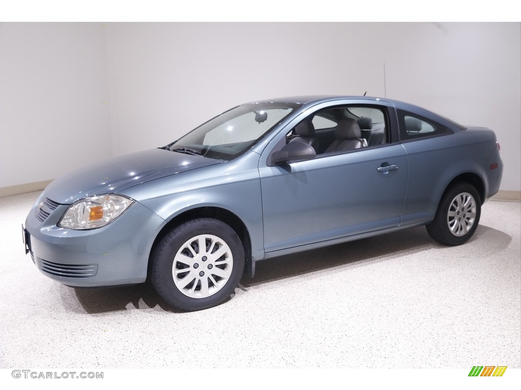 2010 Cobalt LS Coupe - Silver Moss Metallic / Gray photo #3