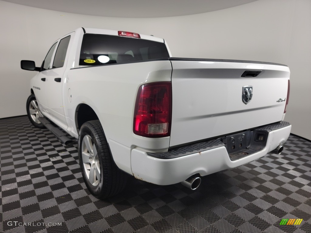 2012 Ram 1500 ST Crew Cab 4x4 - Bright White / Dark Slate Gray/Medium Graystone photo #6