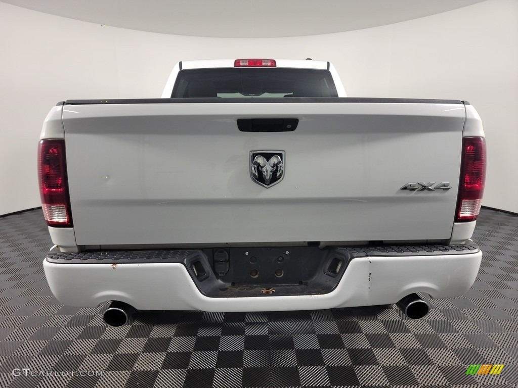 2012 Ram 1500 ST Crew Cab 4x4 - Bright White / Dark Slate Gray/Medium Graystone photo #7