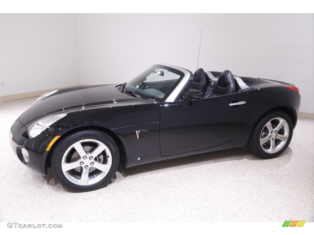 2007 Solstice Roadster - Mysterious Black / Ebony photo #3
