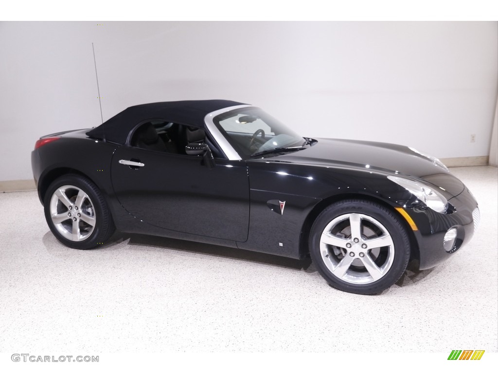2007 Solstice Roadster - Mysterious Black / Ebony photo #15