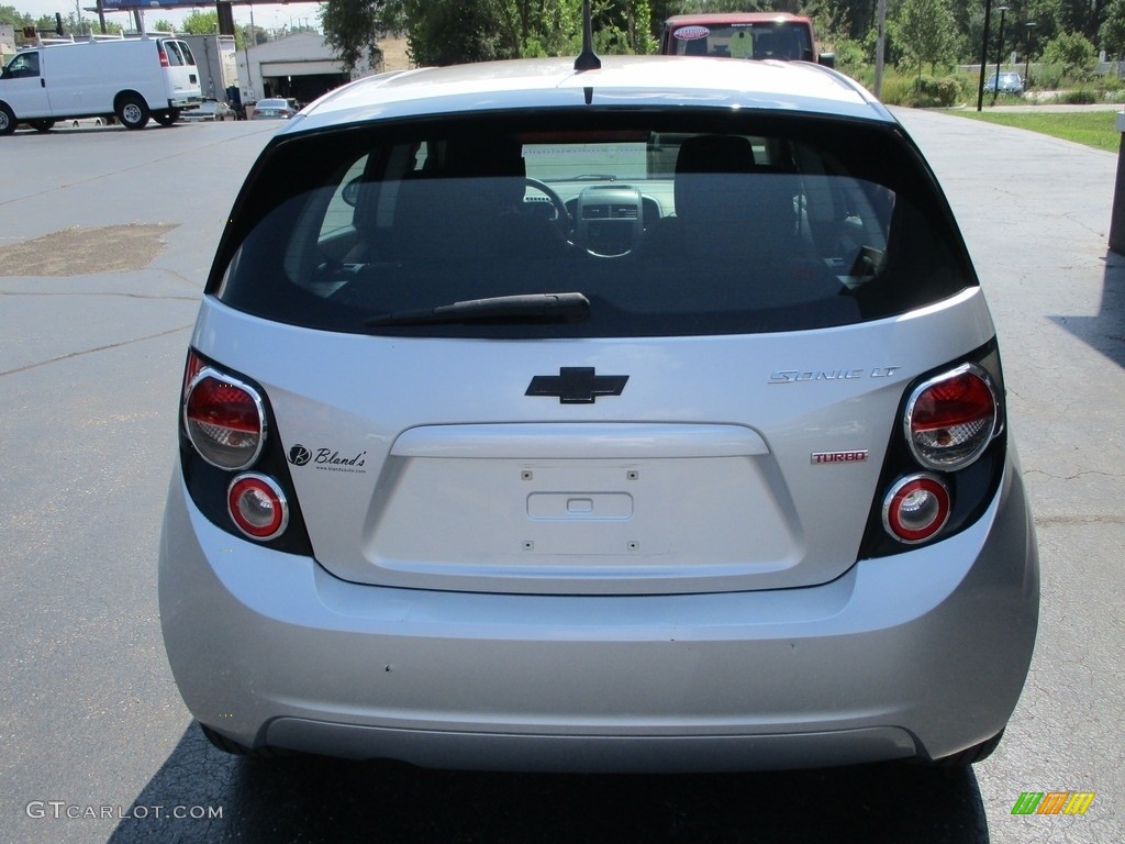 2013 Sonic LT Hatch - Silver Ice Metallic / Jet Black/Dark Titanium photo #25