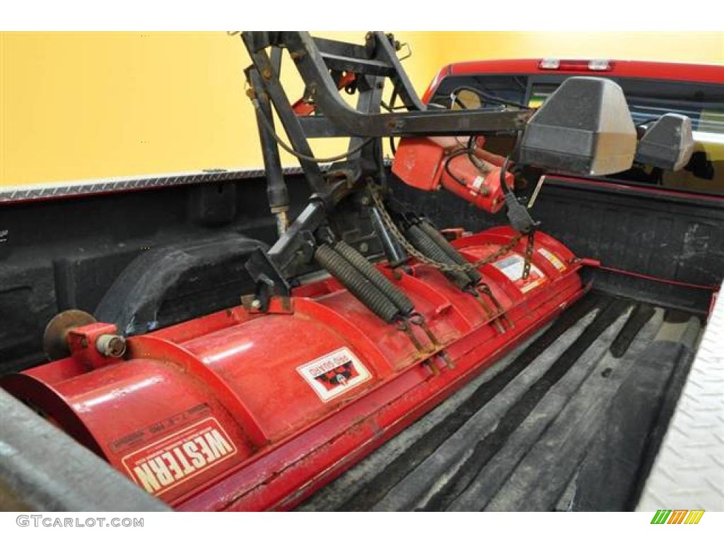 2000 Sierra 2500 SLT Regular Cab 4x4 - Fire Red / Graphite photo #13