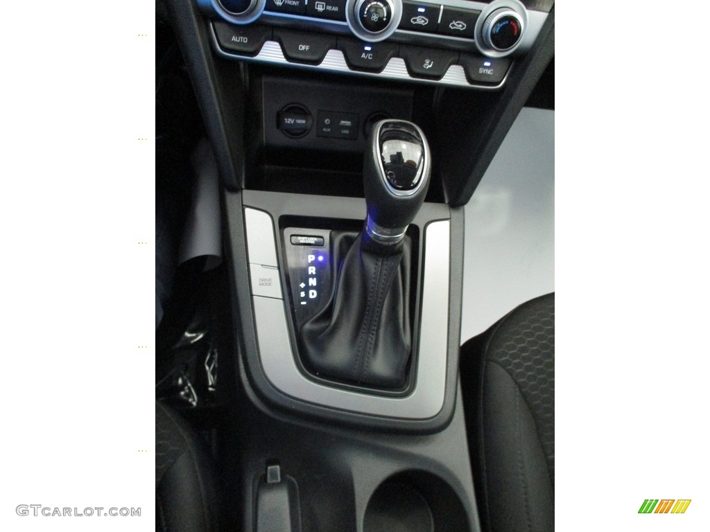 2020 Hyundai Elantra SE Transmission Photos